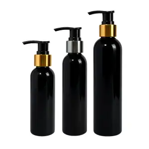 frasco pet negro, frasco pet con válvula cremera, frasco cremera negro, frasco con cremera efecto metal, cremera dorada, cremera plateada, cremera base dorada, cremera base plateada, envase pet negro, frasco cosmética negro, envase para cremas, frasco premium negro, frasco pet 100ml, frasco pet 120ml, frasco pet 250ml, envase negro elegante, frasco con válvula dosificadora, frasco para cuidado personal, frasco negro con diseño metálico, envase cosmético negro